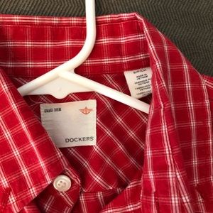 Short sleeve button up